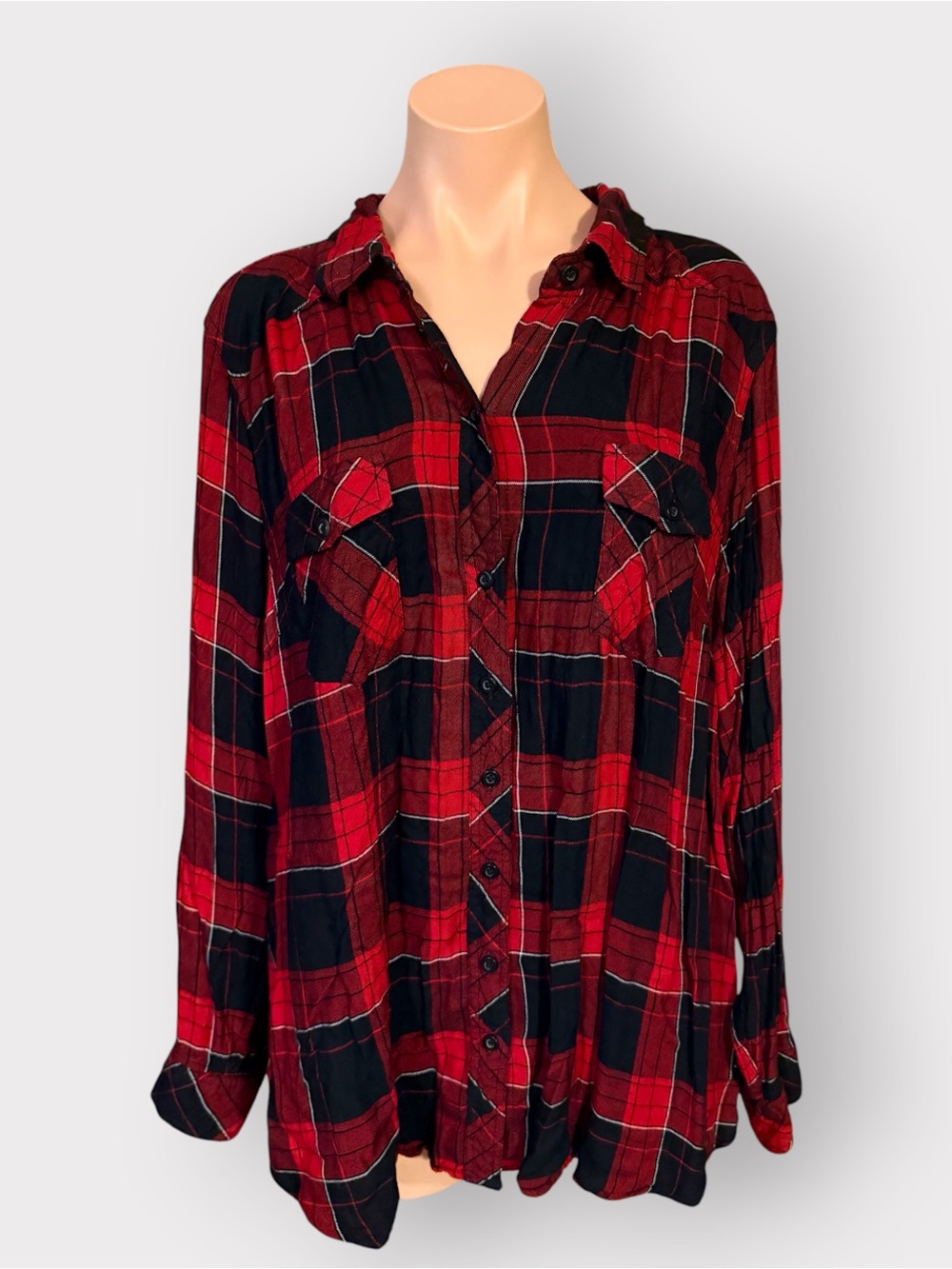 Torrid Women’s 3X Red Black Plaid Button Down Flannel Long Sleeve Shirt Top